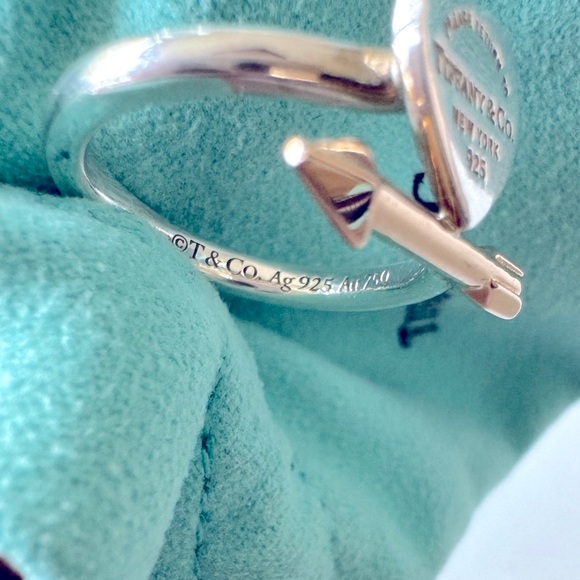 Tiffany & Co. Lovestruck Heart Ring - Picture 3 of 5
